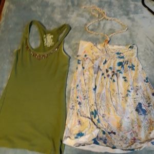 2 junior's tank tops